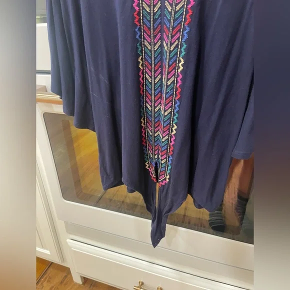 Democracy Blue Embroidered Front Toe Blouse - Picture 8 of 10